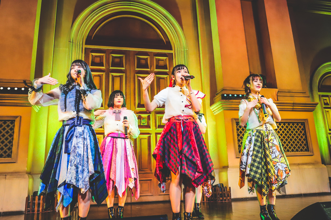 ＜神宿ニューアルバム『kamiyado complete best 2018-2019』発売記念イベント＞お台場ヴィーナスフォート教会広場（2020年1月17日）