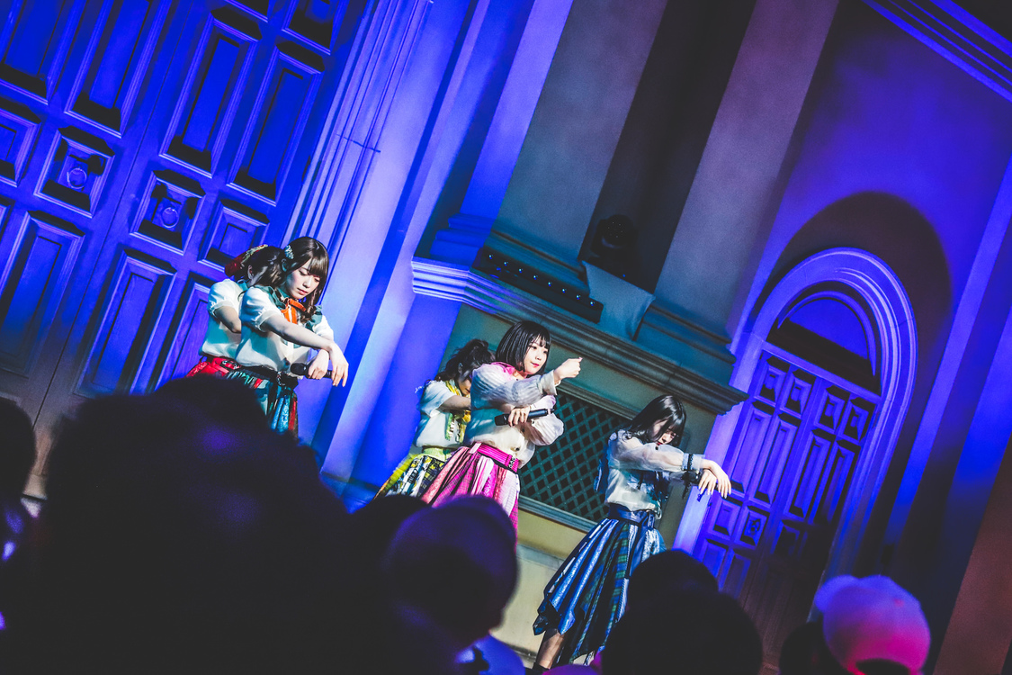 ＜神宿ニューアルバム『kamiyado complete best 2018-2019』発売記念イベント＞お台場ヴィーナスフォート教会広場（2020年1月17日）