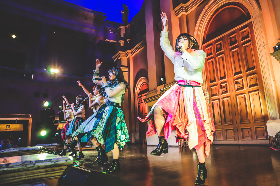 ＜神宿ニューアルバム『kamiyado complete best 2018-2019』発売記念イベント＞お台場ヴィーナスフォート教会広場（2020年1月17日）