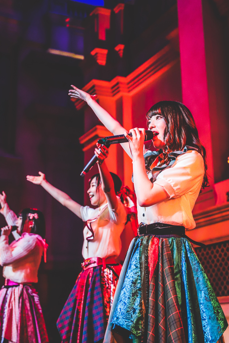 ＜神宿ニューアルバム『kamiyado complete best 2018-2019』発売記念イベント＞お台場ヴィーナスフォート教会広場（2020年1月17日）