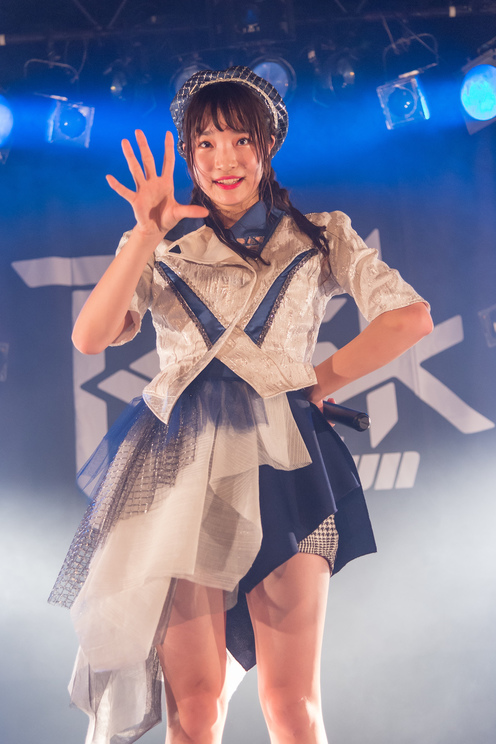 里仲菜月