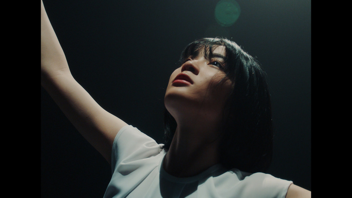 ©KING RECORDS / 真っ白なキャンバス