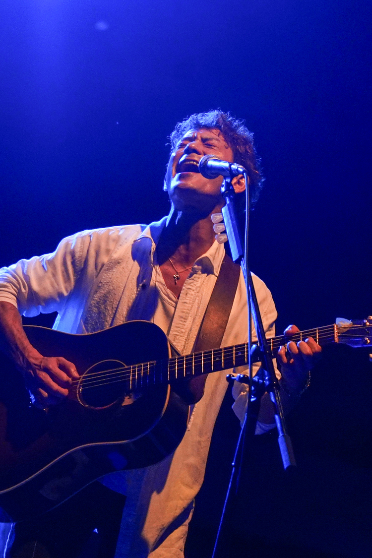 新里英之（HY）