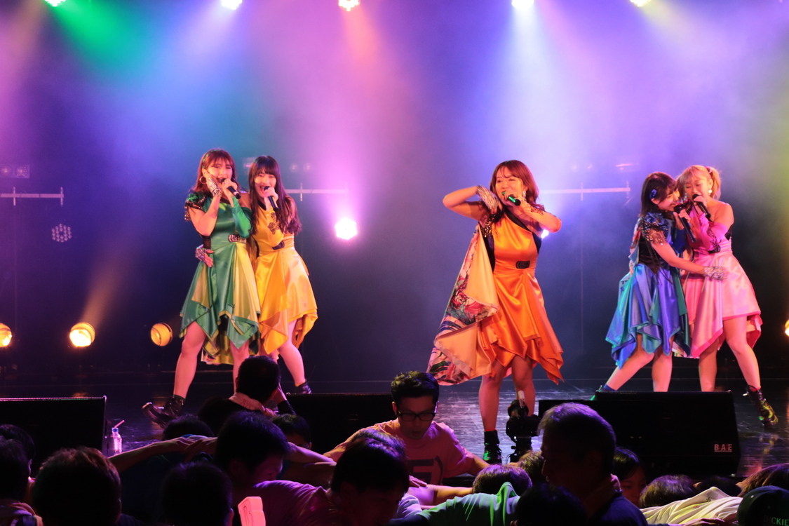 ＜アップアップガールズ（仮）〜Road to Live of All Songs〜＞