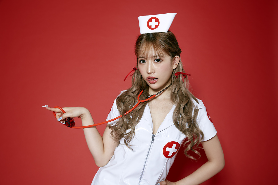 伊藤桃々スタイルブック『「peach」ITO MOMO STYLE BOOK』