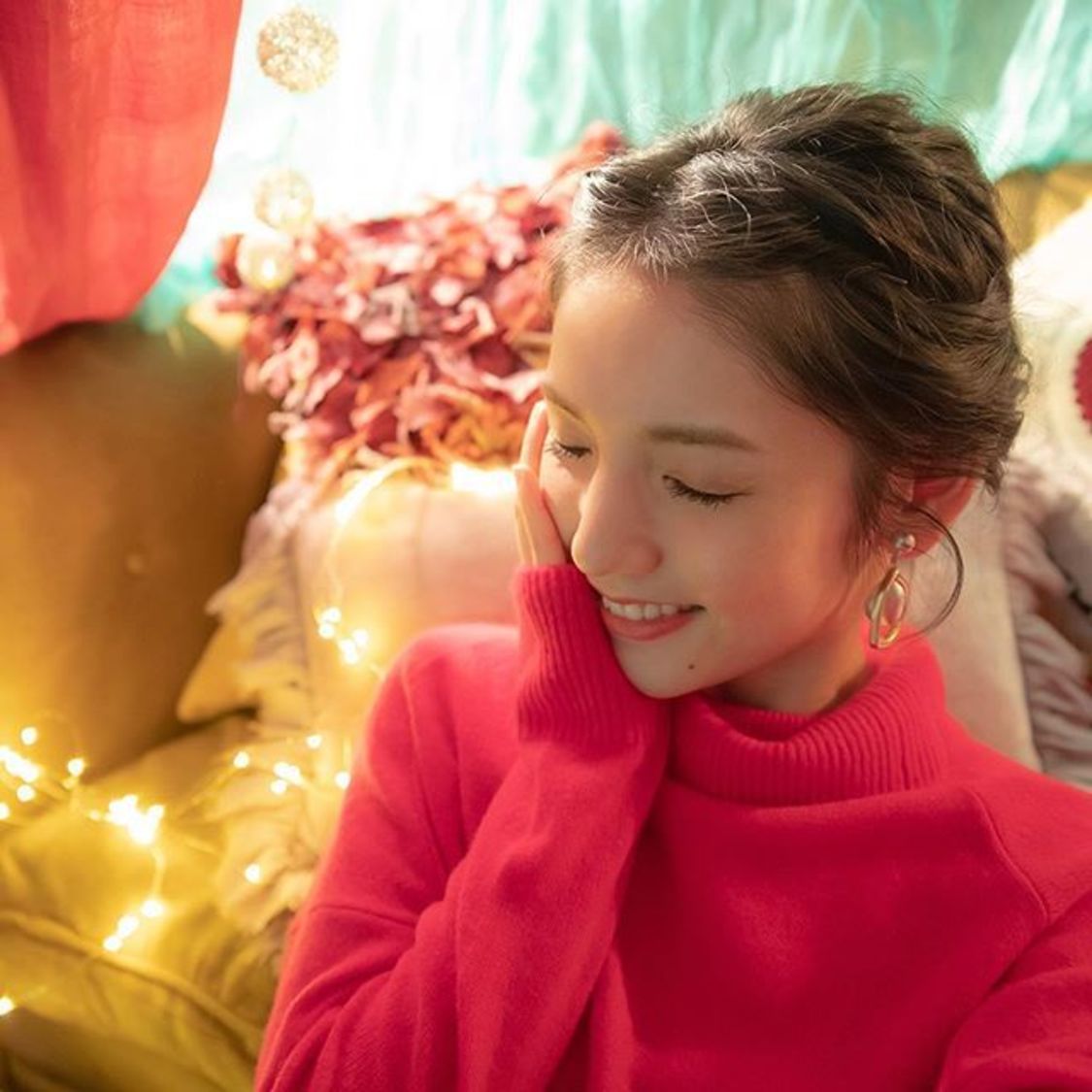 OCNモバイルONEのInstagramより