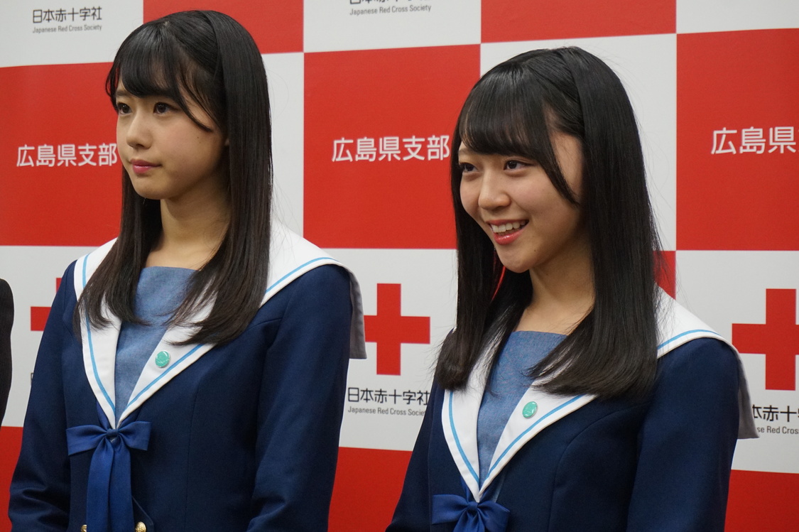 写真左から、STU48 瀧野由美子、STU48 土路生優里