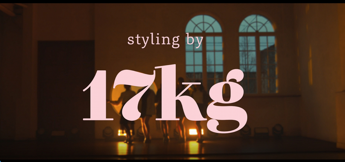 「Zili Zili Love」VISUAL MOVIEより