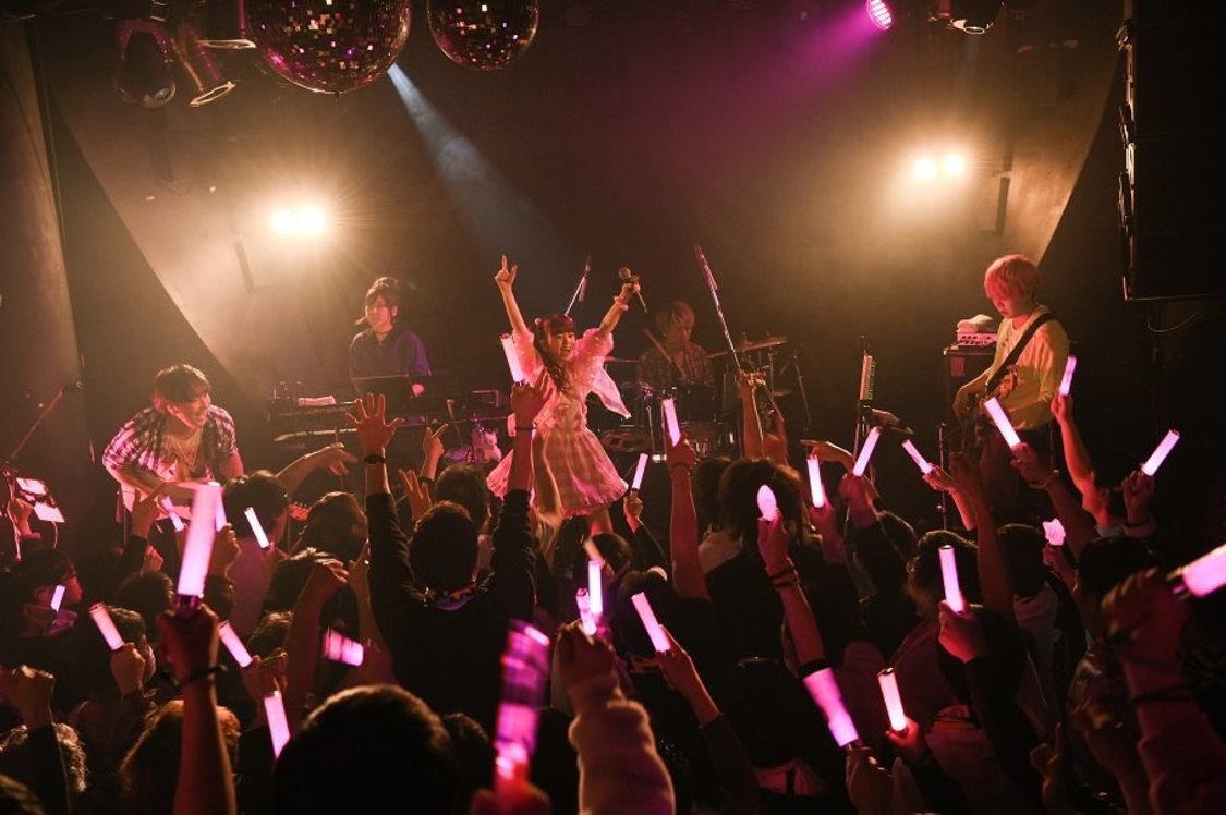 ＜春奈るな PREMIUM LIVE 2020 “PEACE!!! Forever”＞Shibuya Glad（2020年2月8日）