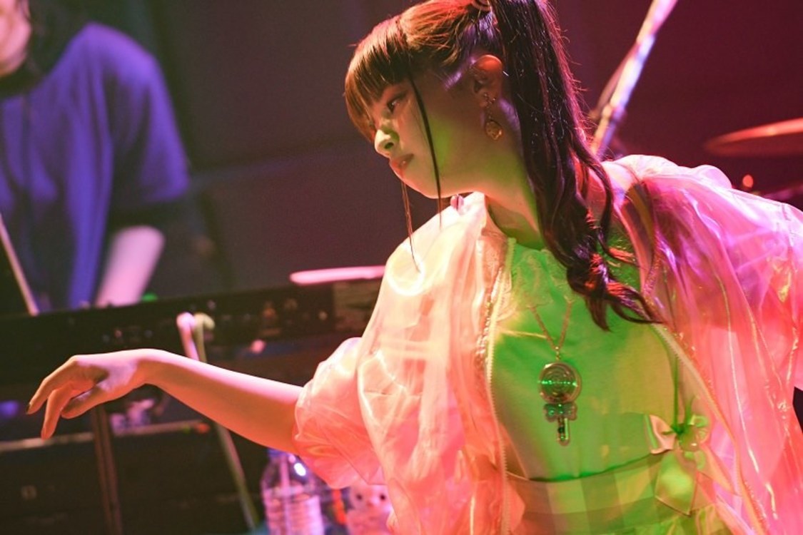 ＜春奈るな PREMIUM LIVE 2020 “PEACE!!! Forever”＞Shibuya Glad（2020年2月8日）