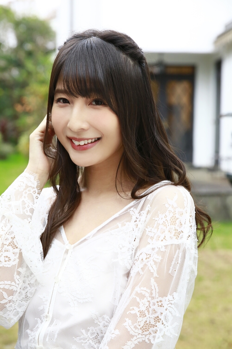 川崎あや　（C）中山雅文／ヤングアニマル