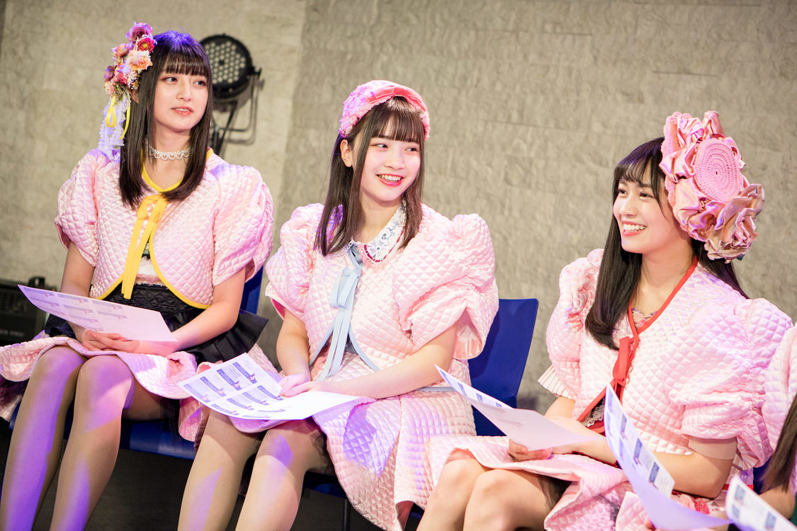 清水ひまわり、吉澤悠華、浅野杏奈、