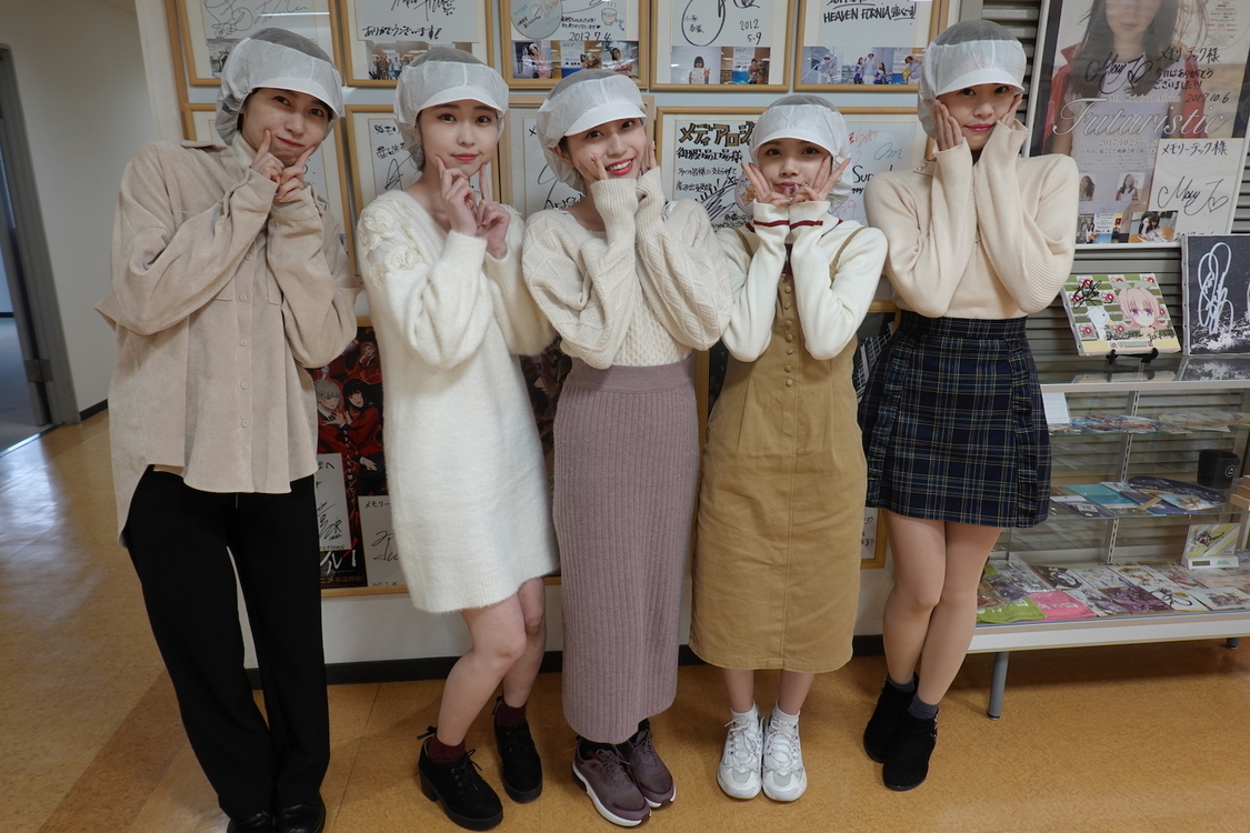 CDのプレス工場を訪問するAnge☆Reve