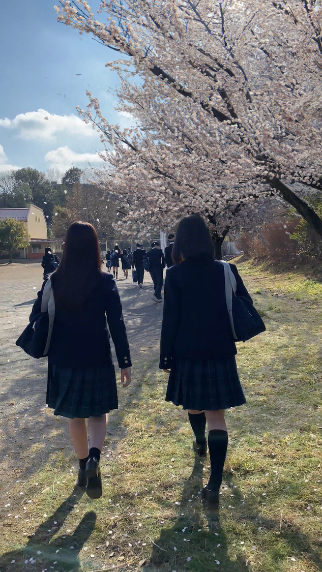 Web動画「カンナとミナミの卒業」より