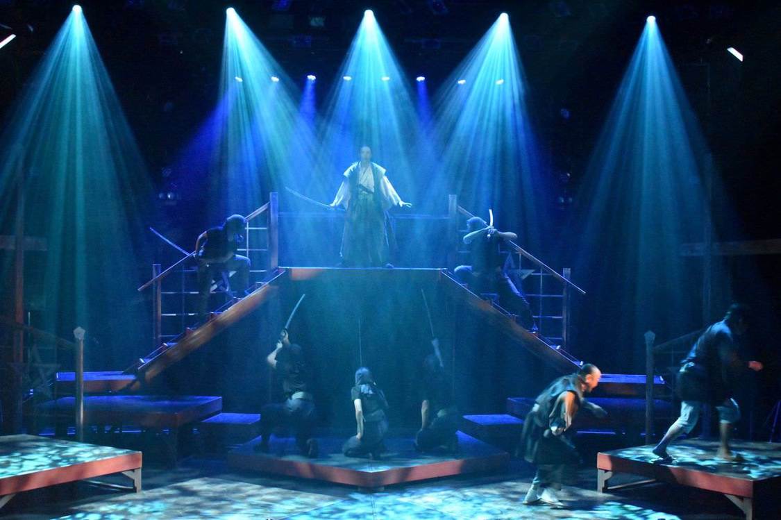 “劇団☆春夏秋冬”艶姿河内六人娘