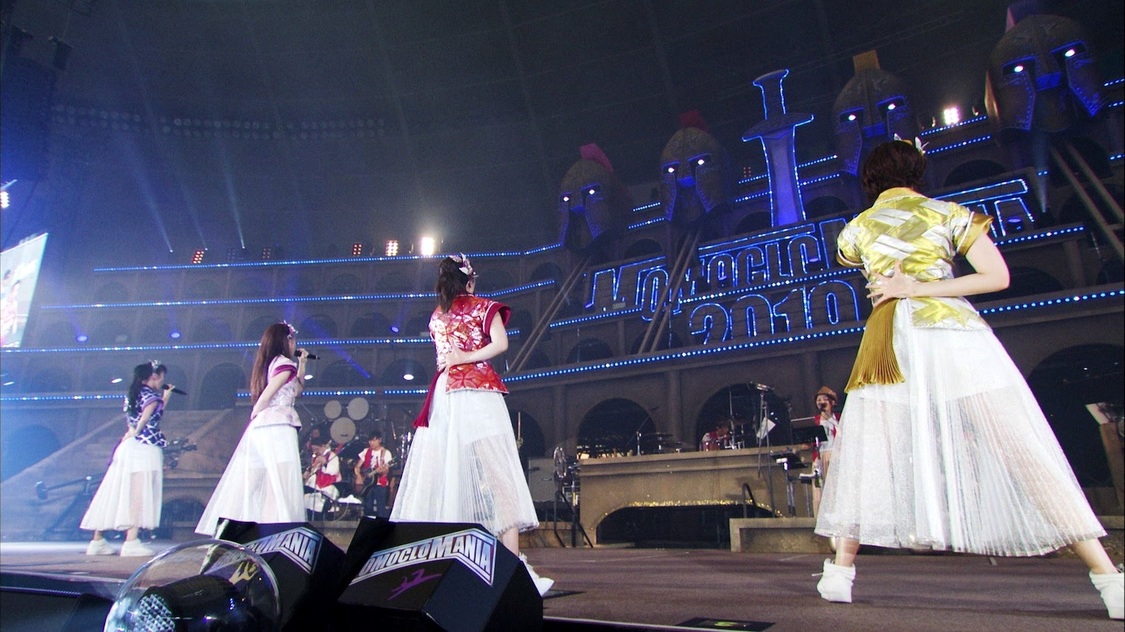 「背番号」ライブ映像より