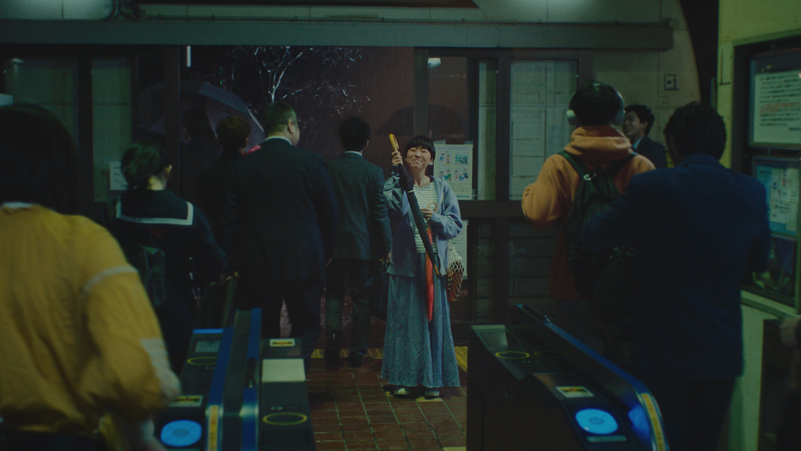 新TVCM「きっと幸せは、さわれるくらい、そばにある。幸せの紅茶。」篇