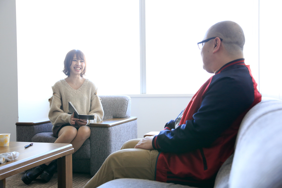 沖口優奈（マジカル・パンチライン）、爪切男
