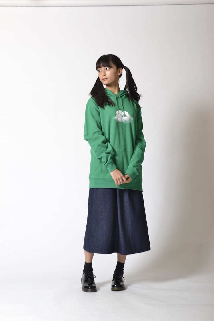 小山リーナ×LIVERTINE AGE コラボ・プルオーバーパーカー