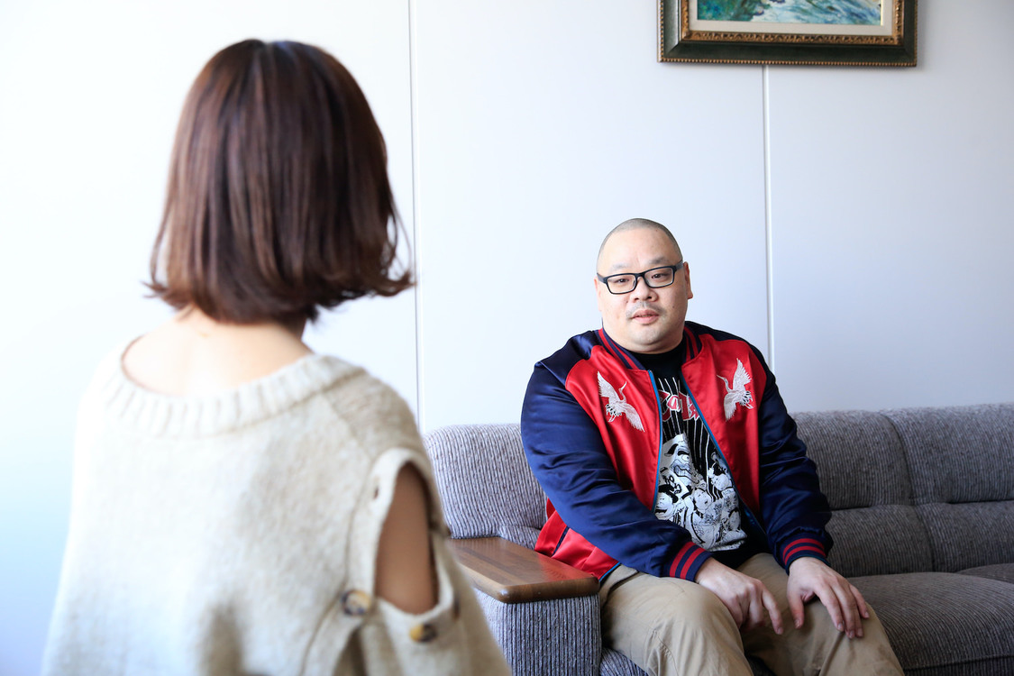 沖口優奈（マジカル・パンチライン）、爪切男