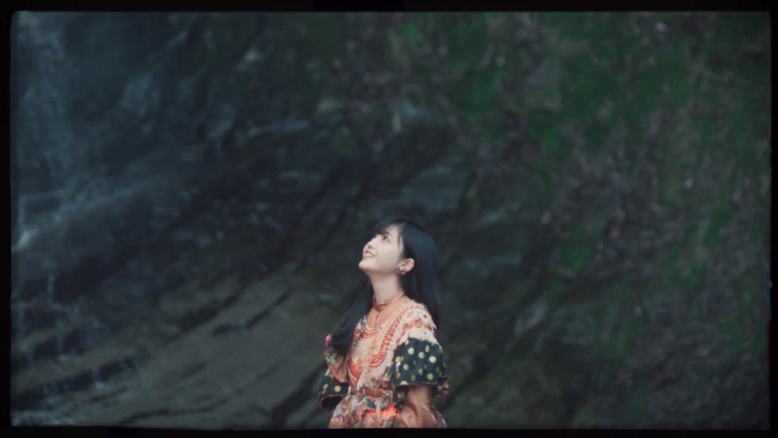 乃木坂46 3期生楽曲「毎日がBrand new day」MVより