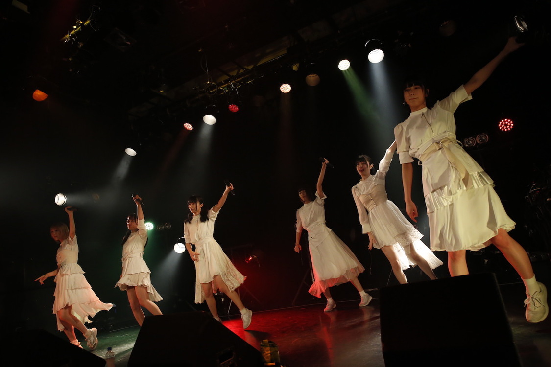 真っ白なキャンバス＜メジャーデビュー記念 SPECIAL YouTube LIVE＞代官山UNIT（2020年3月18日）