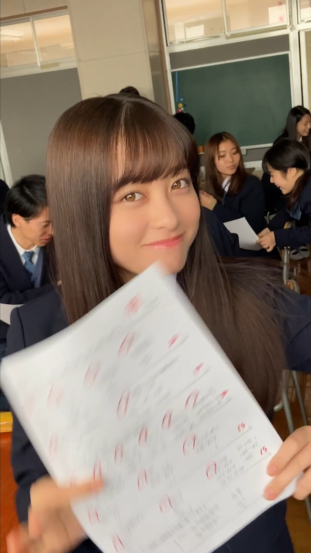 『「#高校生300万人の最高にエモい」 ドコモWEBムービー』より