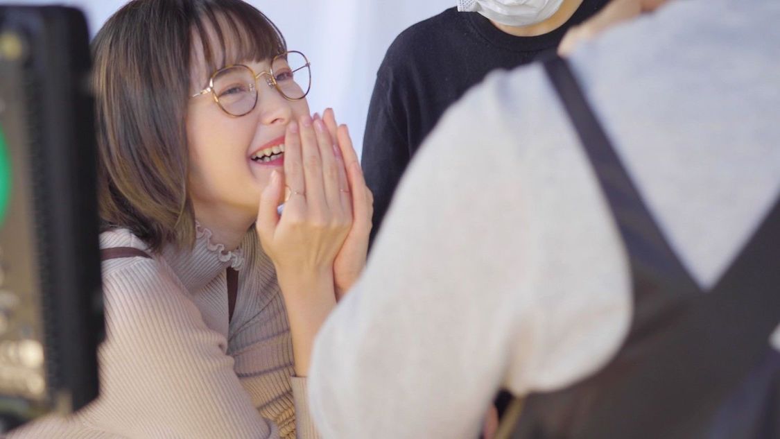 CMメイキングカット