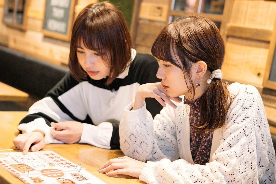 沖口優奈（マジカル・パンチライン）、江嶋綾恵梨（26時のマスカレイド）｜池袋『がブリチキン。』