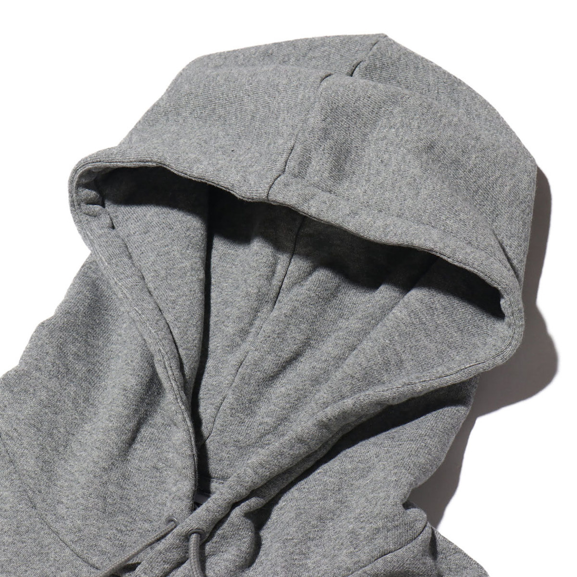 『GRAPHICS HOODY』