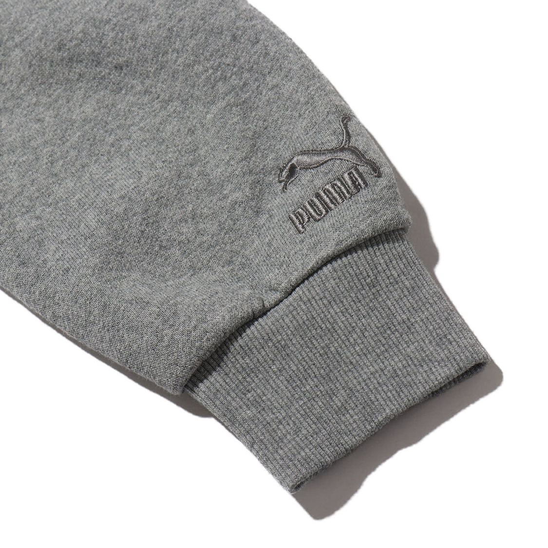 『GRAPHICS HOODY』