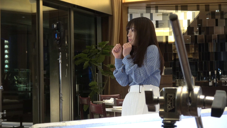橋本環奈 ゲームアプリ 放置少女 Cmメイキング映像を公開 Pop N Roll ポップンロール