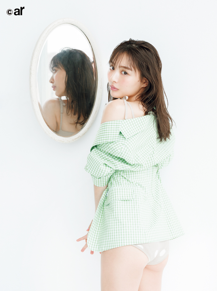 内田理央／『ar』5月号より