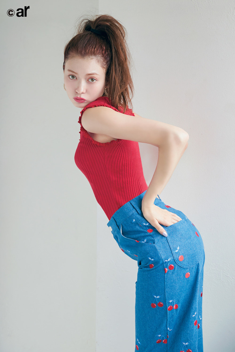 八木アリサ／『ar』5月号より