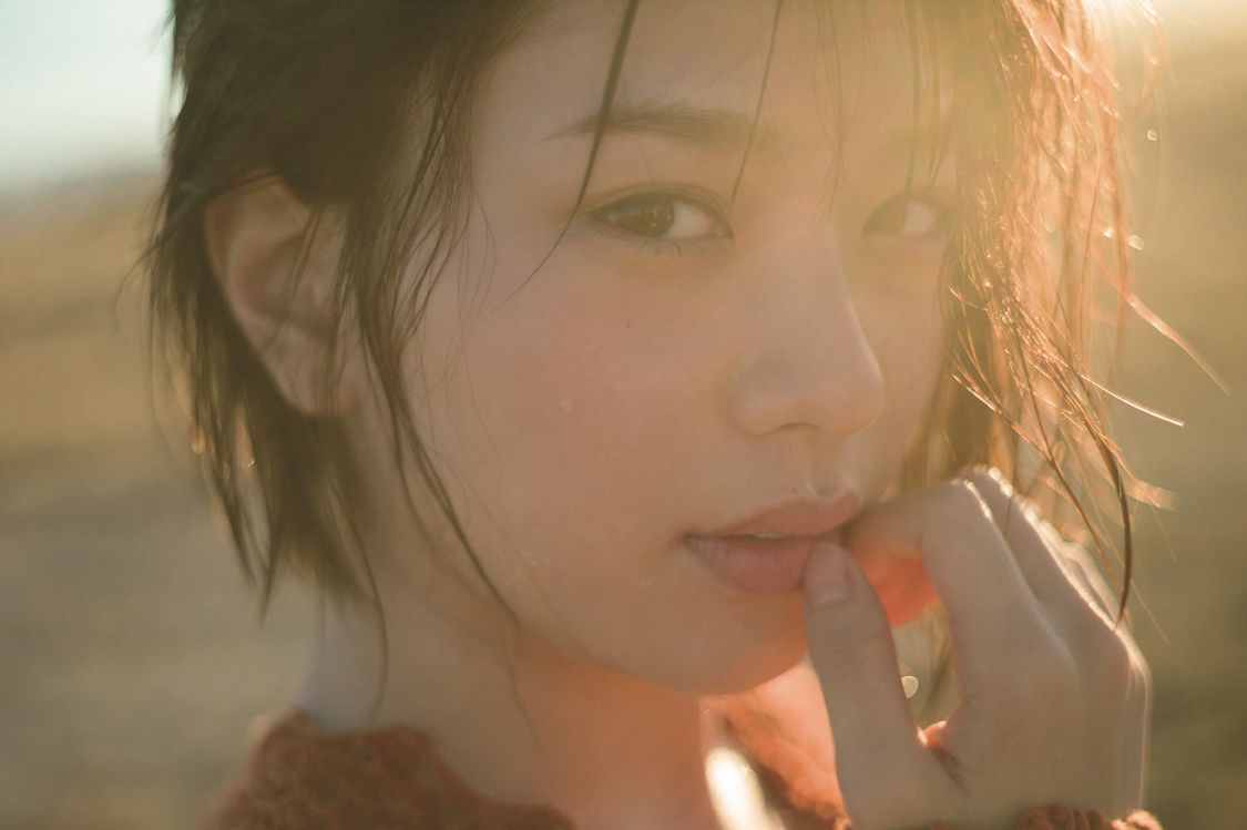 ラストアイドル 長月翠 1st写真集『意外性』封入特典「限定ポストカード」（（C）細居幸次郎／週刊プレイボーイ）