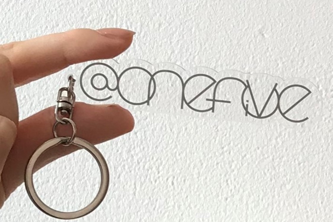 ＠onefiveキーホルダー