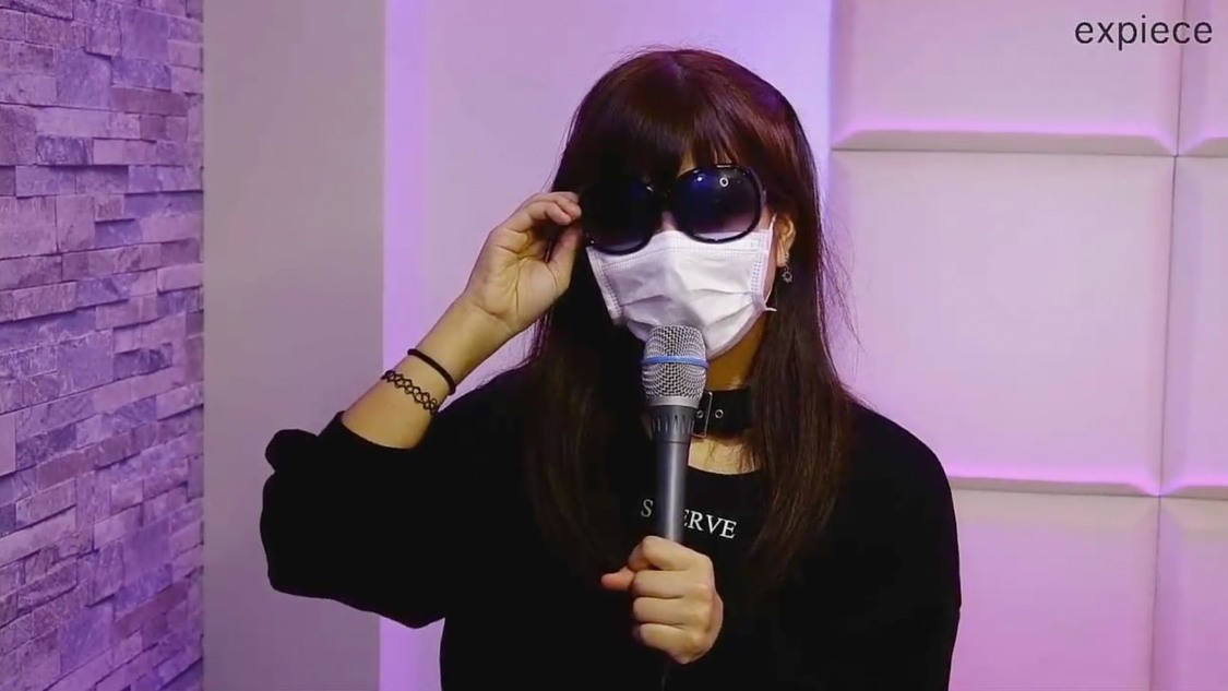 『expiece Studio LIVE生配信!!』より