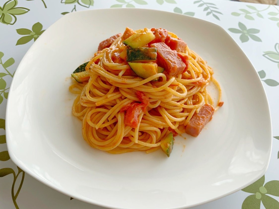 髙橋彩香（(C)AKB48）