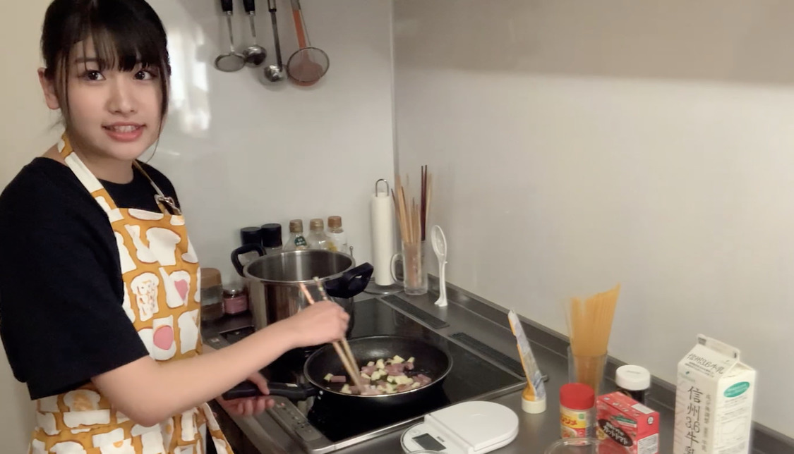 髙橋彩香（(C)AKB48）