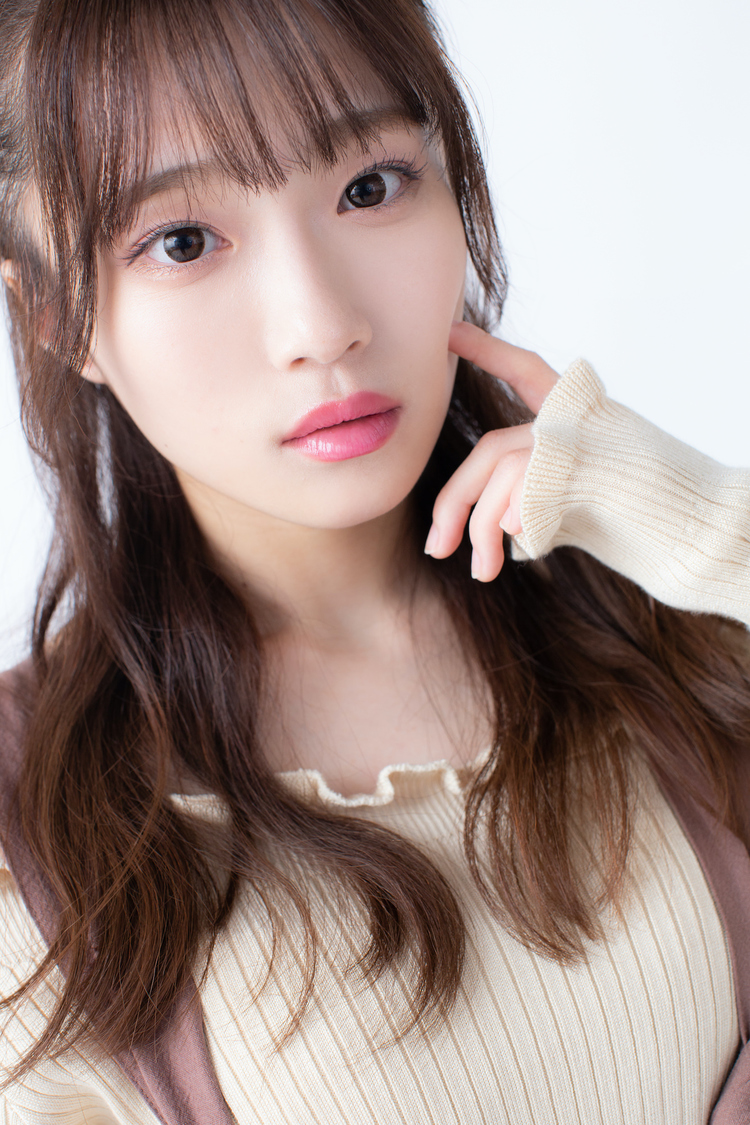 岸みゆ（#ババババンビ）　©佐賀章広