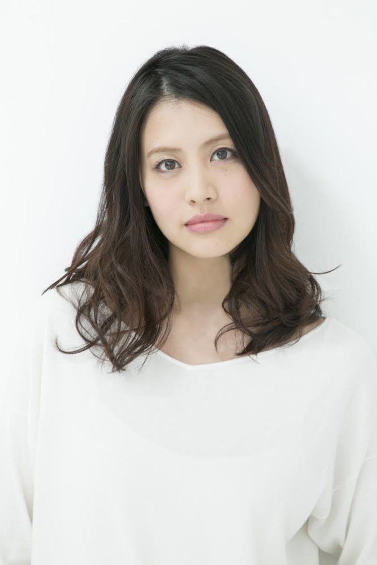 中別府葵(C)ホリプロ