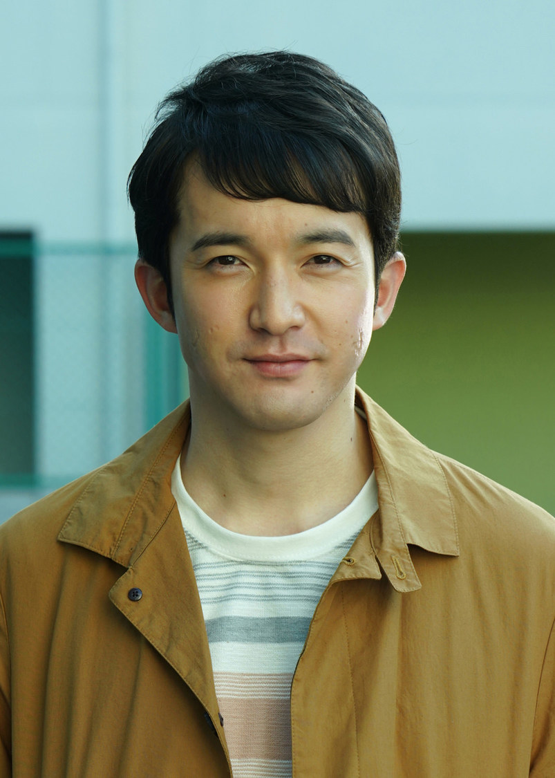 📸 画像：浅利陽介｜新川優愛、吉川晃司主演ドラマ『探偵・由利麟太郎』出演決定！