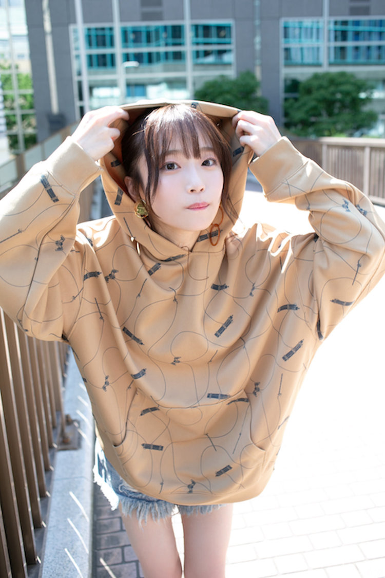 岸みゆ（#ババババンビ）　©佐賀章広