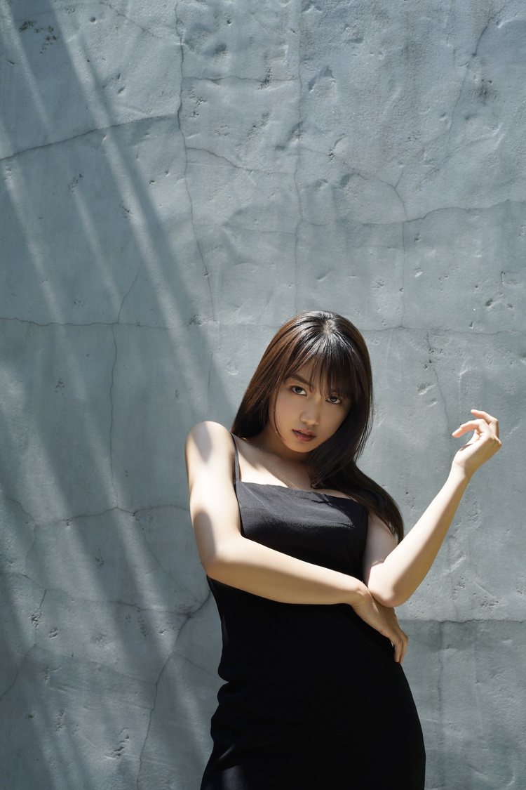 黒木ひかり『B.L.T.7月号』（東京ニュース通信社刊）