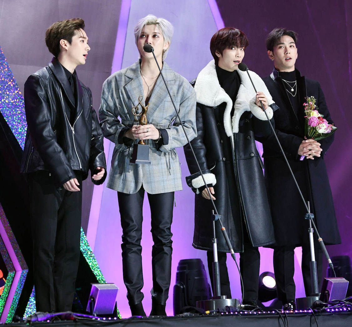 NU’EST W（©スポーツソウル, King Content Co., Ltd.）