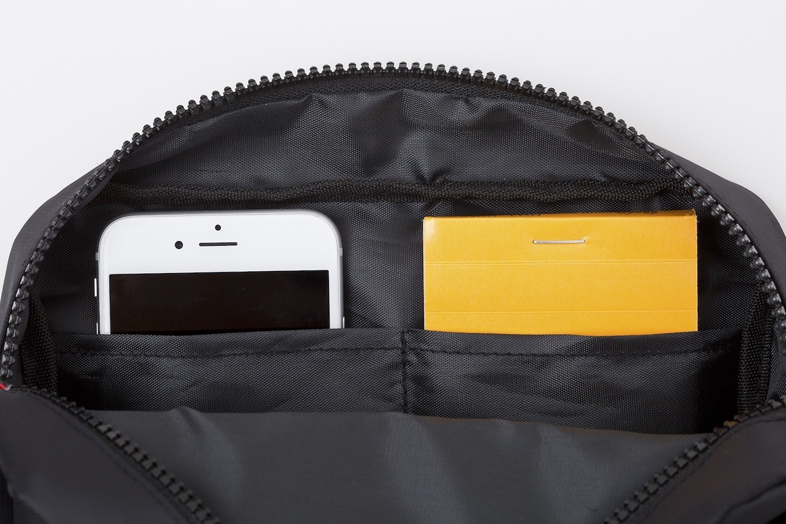 『HUNTER BRAND BOOK』より