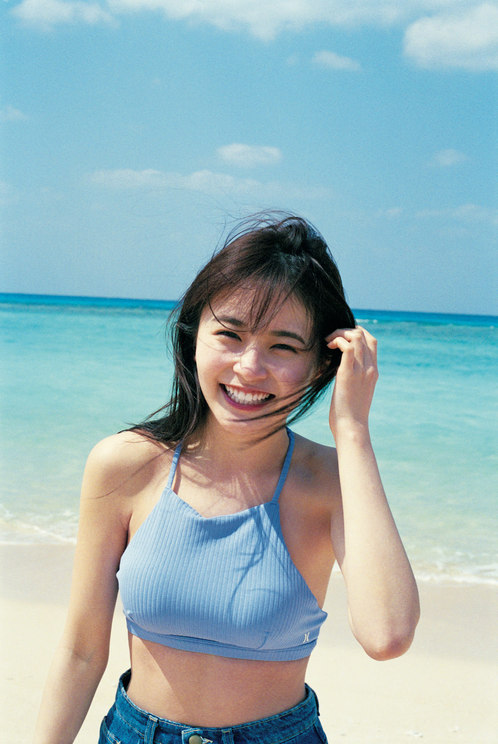 久間田琳加1st写真集『りんくまちっく』より