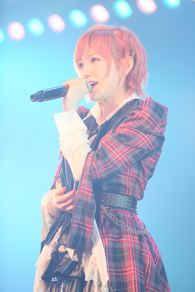 ＜なぁおん ソーシャルディスタンス公演＞AKB48劇場（2020年6月13日）©︎AKB48 