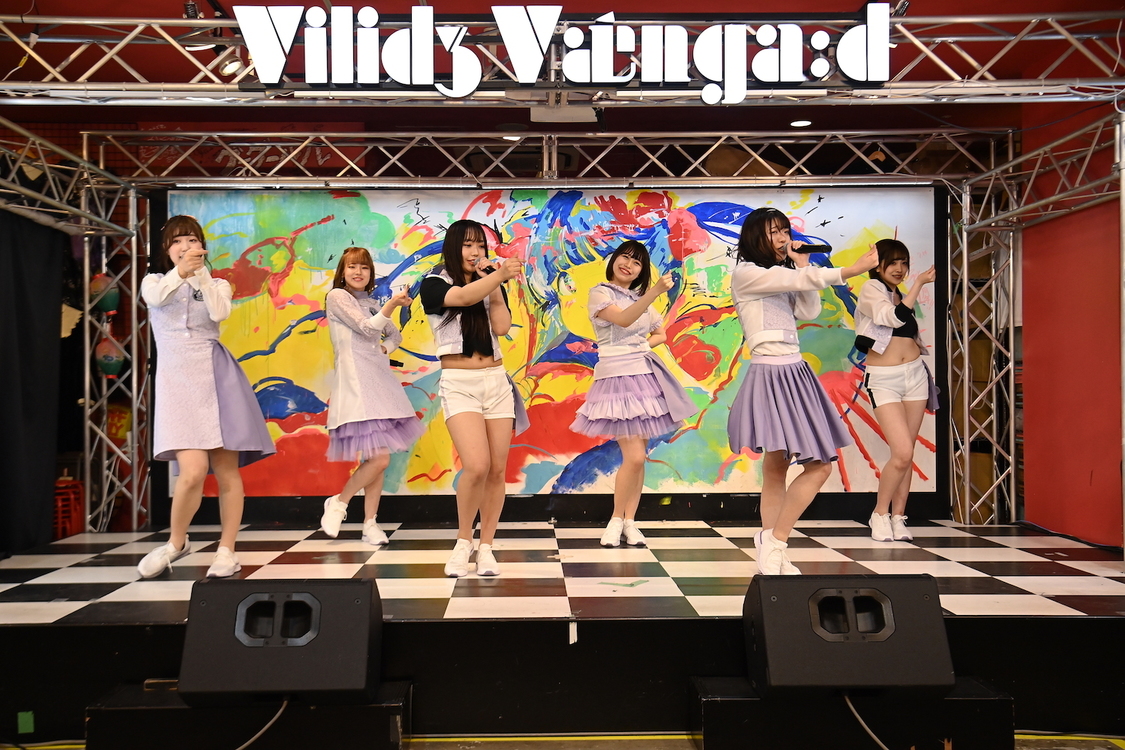 ＜【夢みるアドレセンス＆君の隣のラジかるん＆もどかしマーケッツ】合同LIVE配信＞東京・ヴィレッジヴァンガード渋谷本店（2020年6月13日）