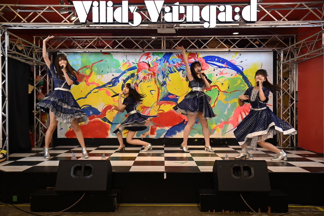 ＜【夢みるアドレセンス＆君の隣のラジかるん＆もどかしマーケッツ】合同LIVE配信＞東京・ヴィレッジヴァンガード渋谷本店（2020年6月13日）